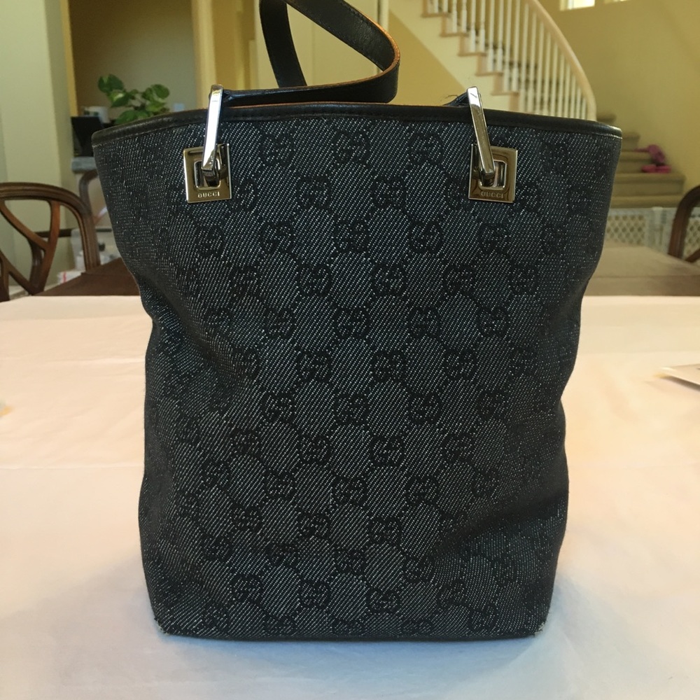 GUCCI Y2K Black Canvas Bucket Bag, Small